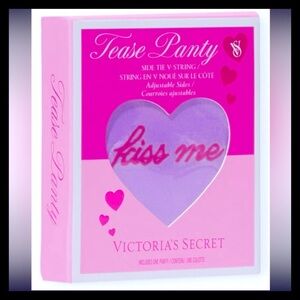 💕𝒱𝒾𝒸𝓉𝑜𝓇𝒾𝒶'𝓈 𝒮𝑒𝒸𝓇𝑒𝓉 Tease Panty NEW IN BOX💕